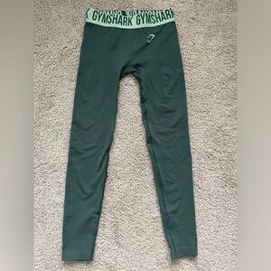 GYMSHARK Stretch Leggings Size Small Green